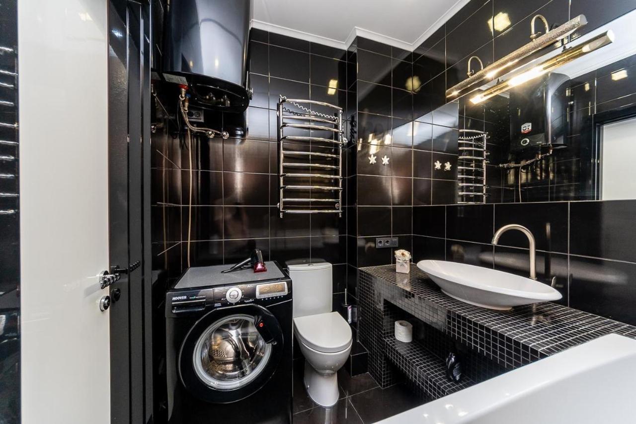 Fashionable Panoramic Apartments Dnieper. Obolon Kiev Exterior foto